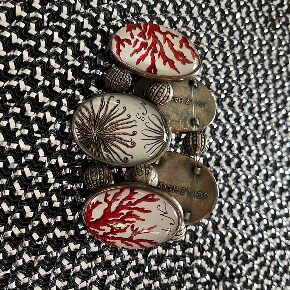 Joolz Hayworth Coral beachy bracelet